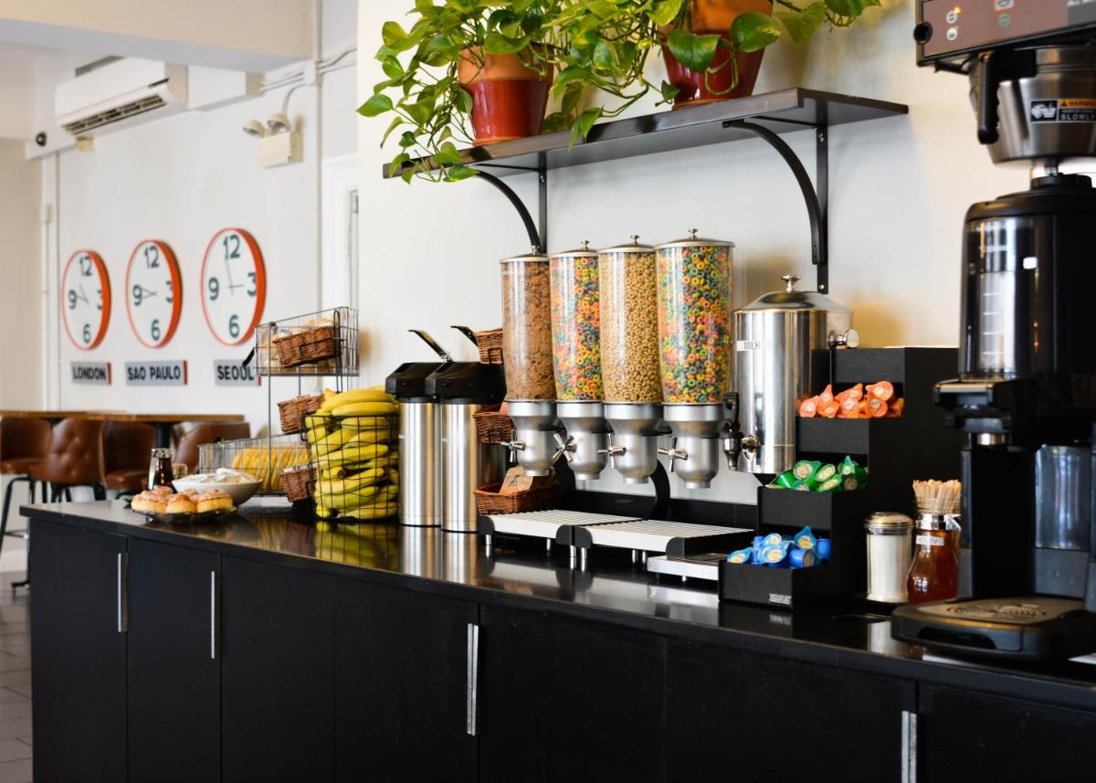 Chicago Getaway Hostel - Housity