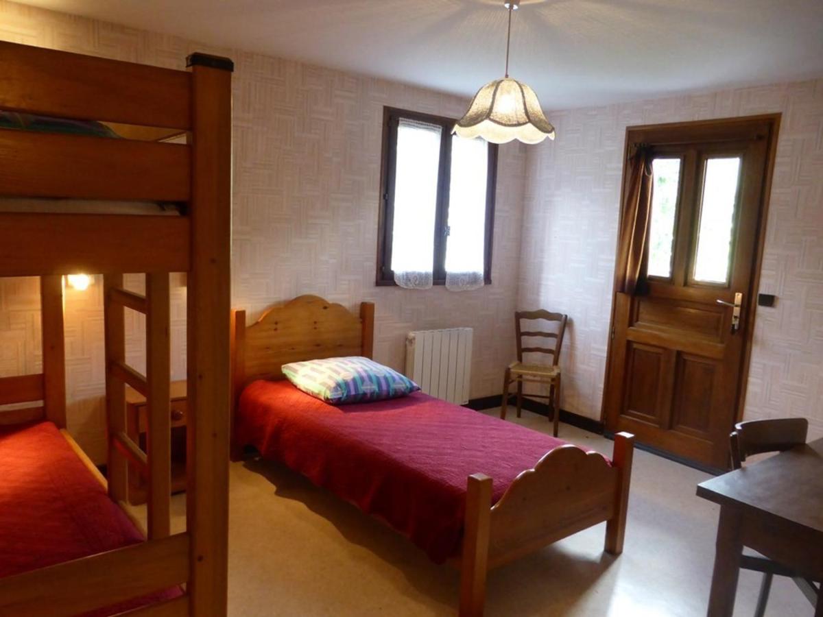 Chalet familial calme pour 7/8 pers, 3 chambres, proche des pistes, bien équipé et animé, 2 étoiles - FR-1-342-212 - Housity