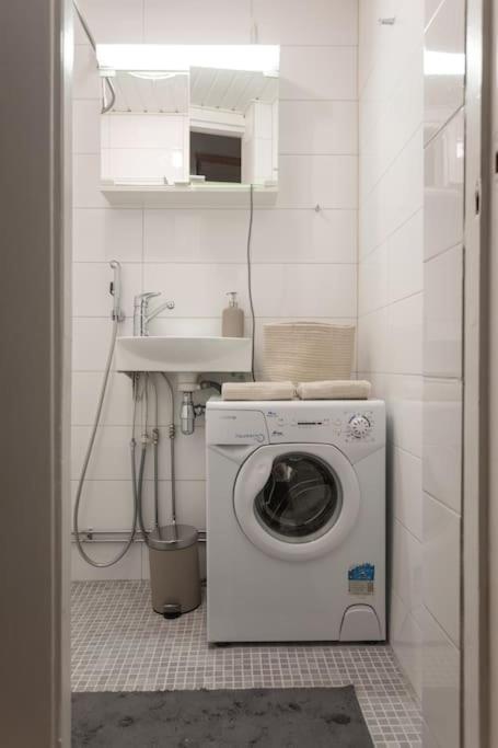 Kodikas huoneisto Helsingin keskustassa - Housity