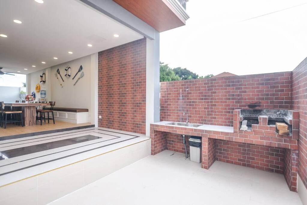Pattaya Pool Villa-Exquisite Pool Villa H - Housity