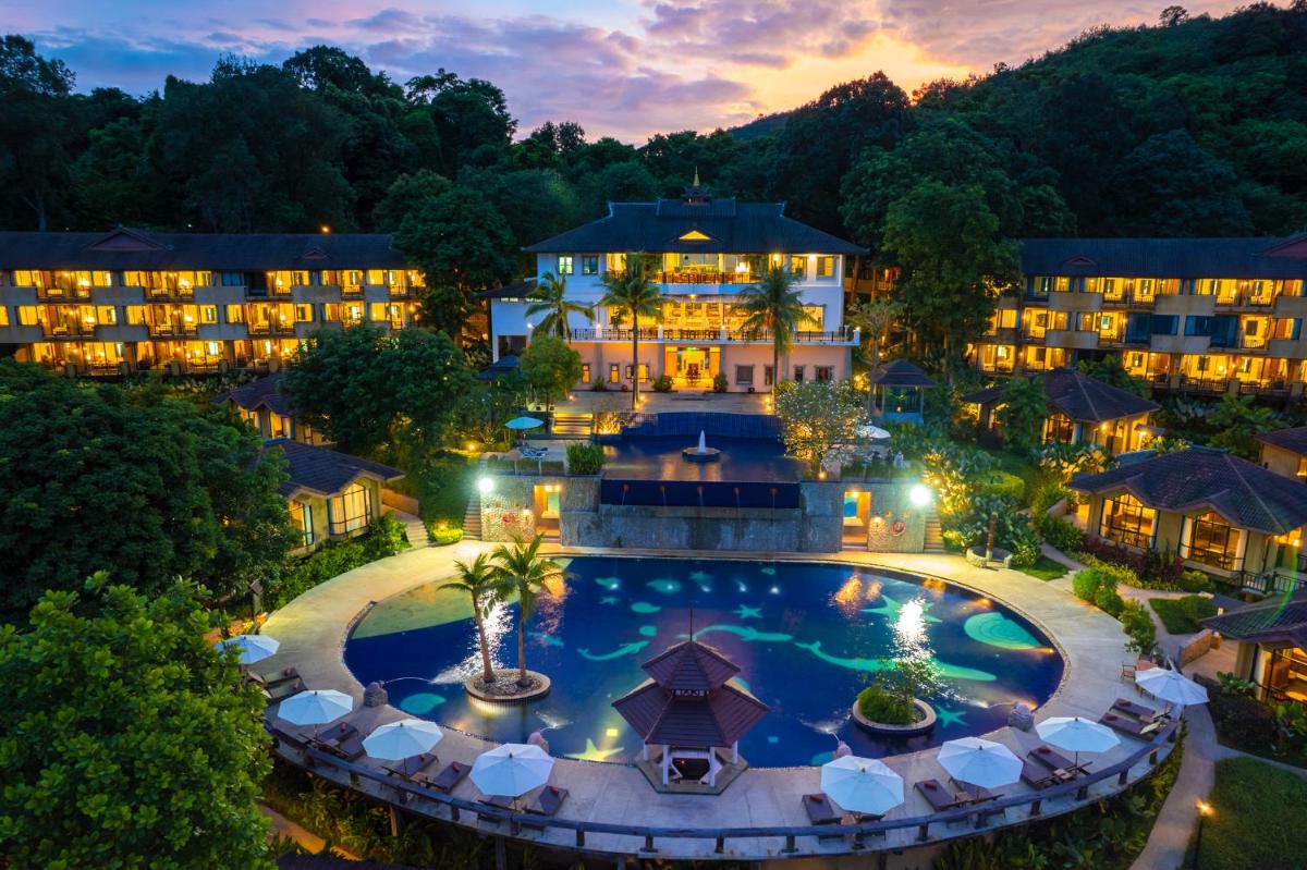 Supalai Scenic Bay Resort And Spa, SHA Extra Plus - Housity