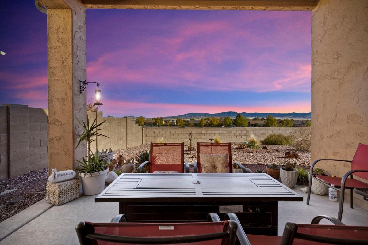 Northern star mountain view home - Housity