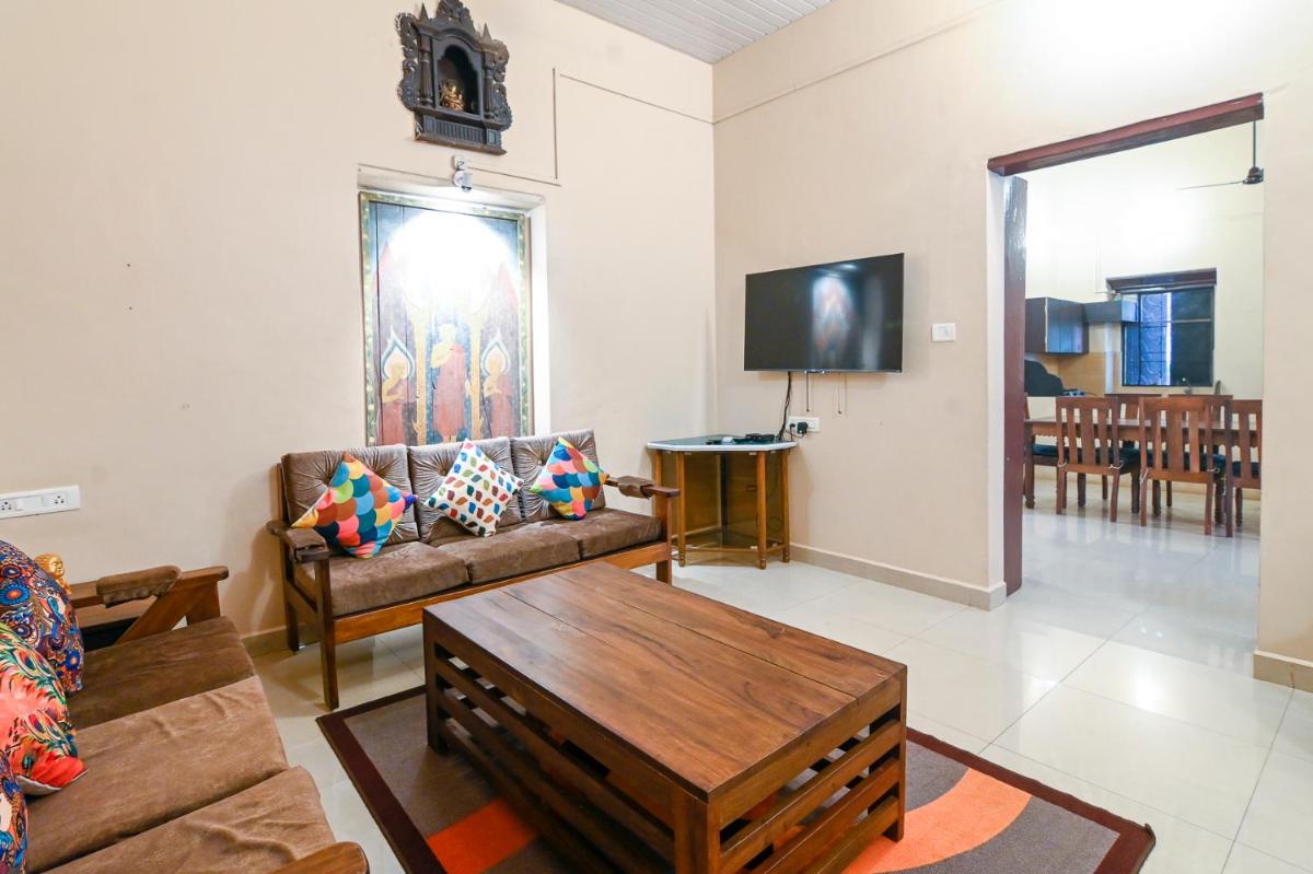 HERITAGE 7BHK VILLA WITH PRIVATE POOL close to BAGA BEACH - Housity
