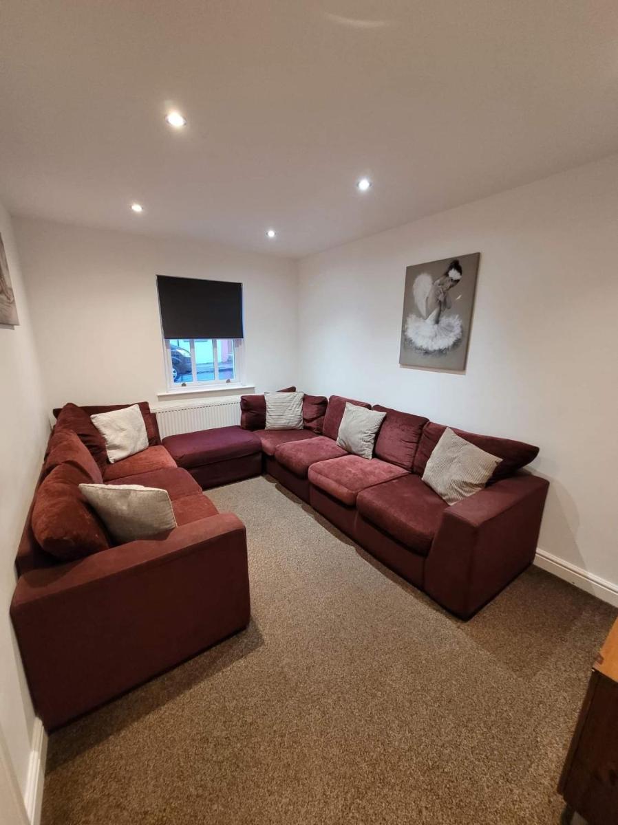 3 Laurel Court - Housity