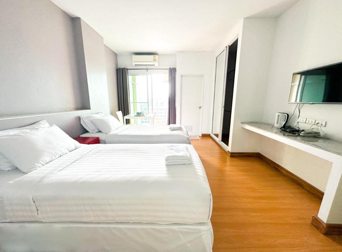 The Island Resort - Housity