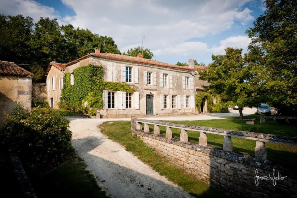 Logis de Bournet - Housity