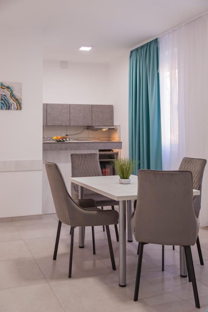 AS APARTMANI PIROT - Hizvo
