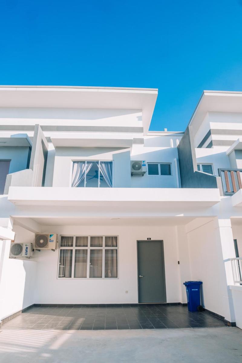 【8pax】Desaru Cozy Homes-BBQ Games WaterPark - Housity