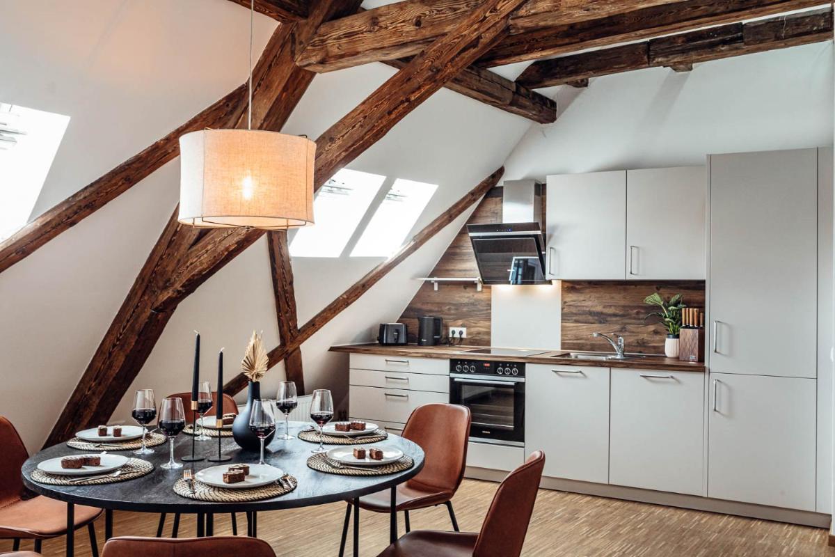 JAMA - Großes Design Apartment, Innenstadt, WLAN, Familie&Gruppen - Housity