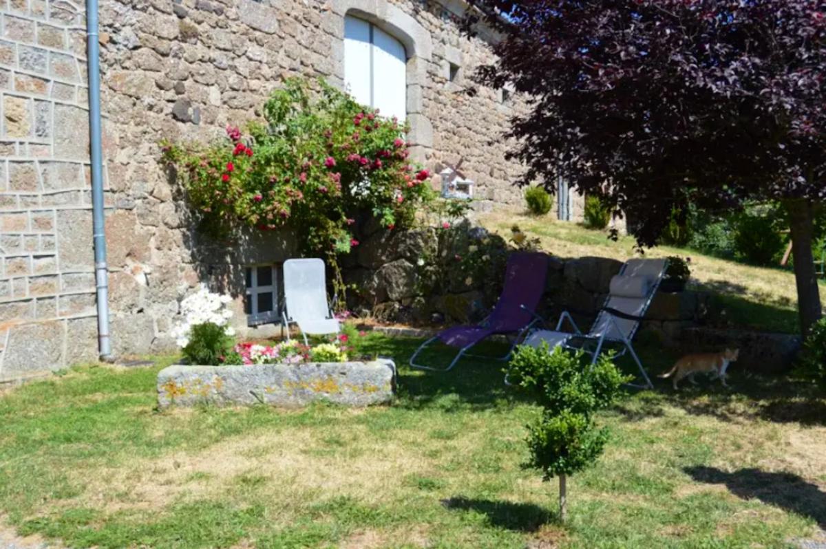 Maison charmante a Cubelles avec vue sur la montagne - Housity