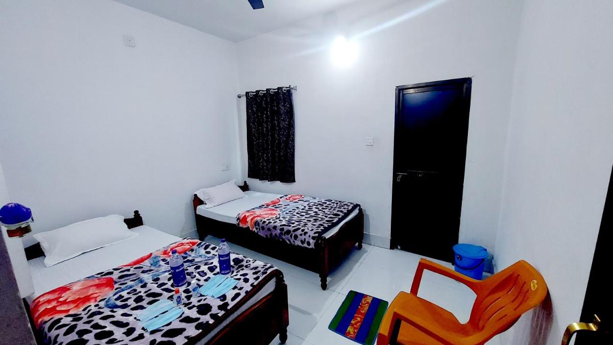 Nilam Guest House - Housity