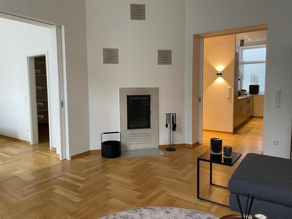 Pure Living - Housity