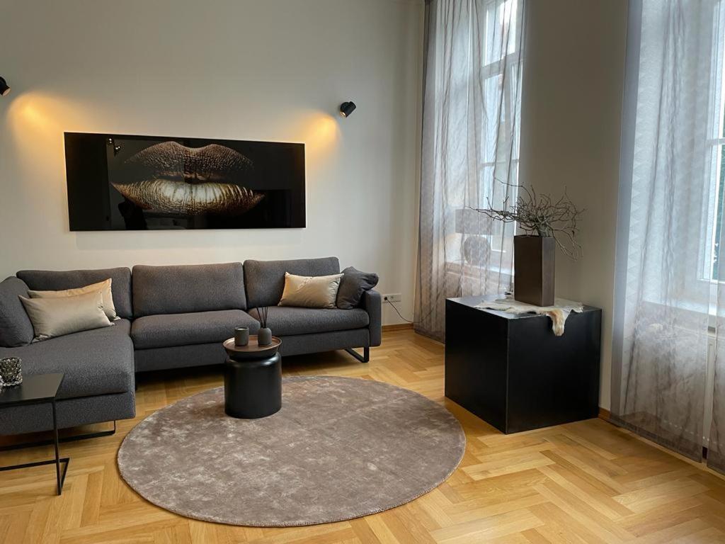 Pure Living - Housity