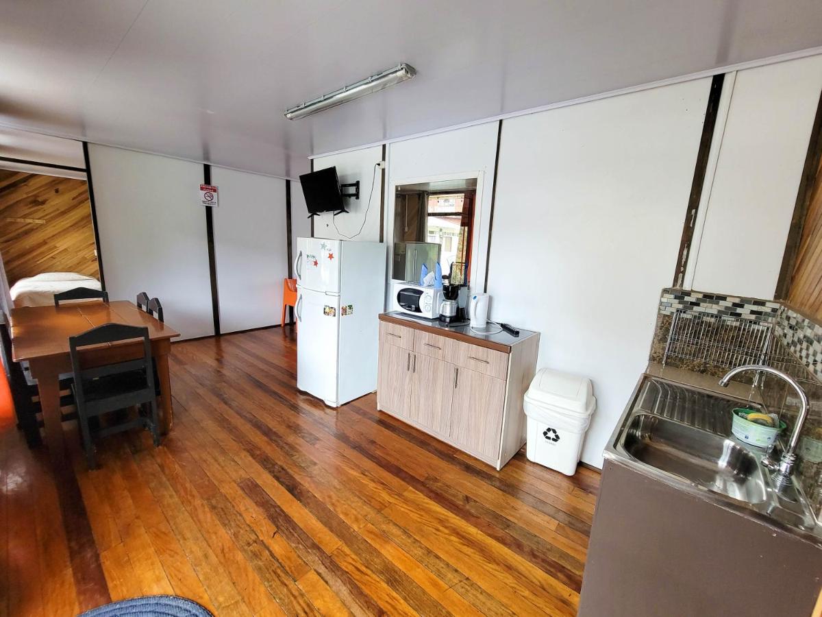 Cabinas Selva Verde - Housity