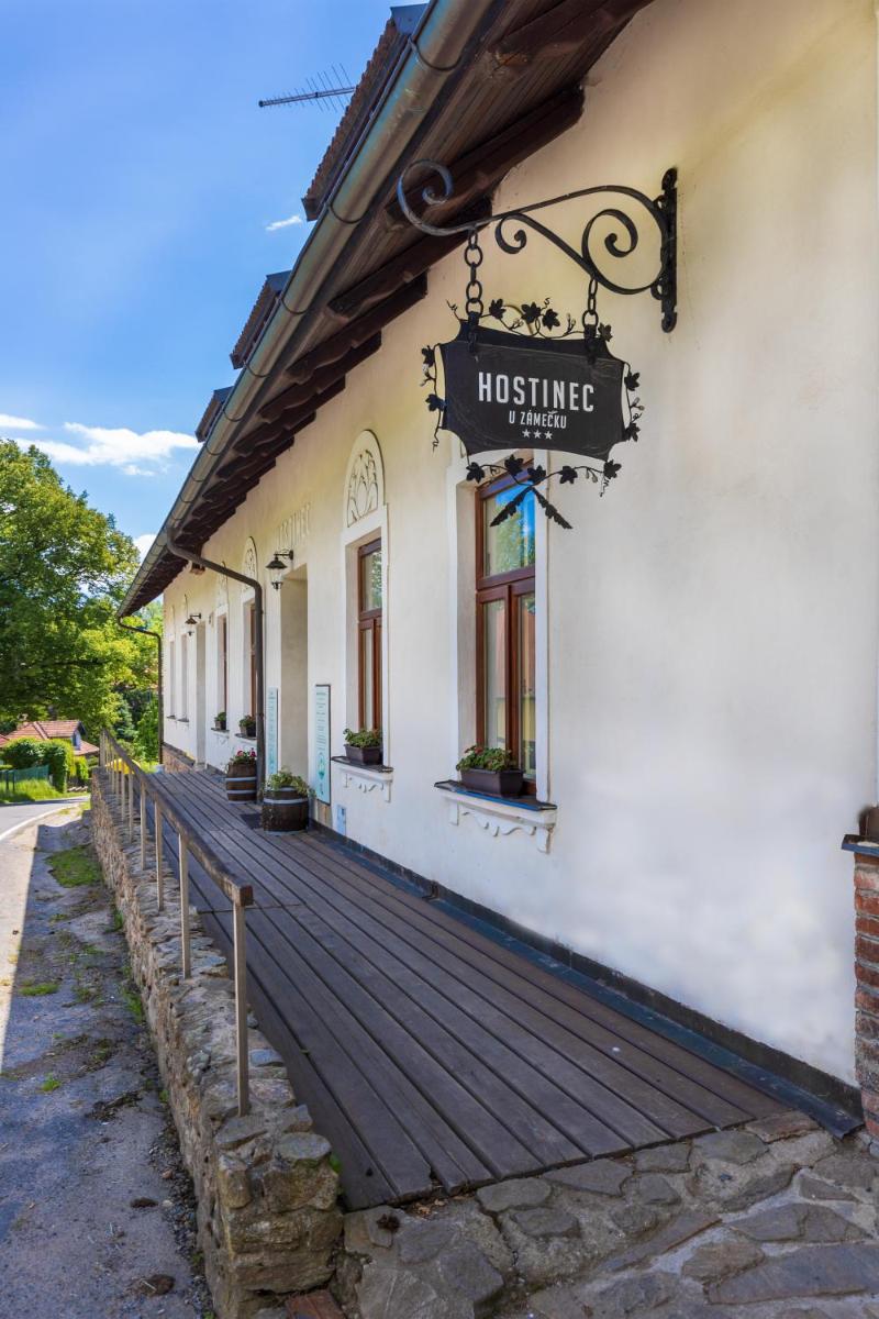 Hostinec u Zámečku Klokočov - Housity