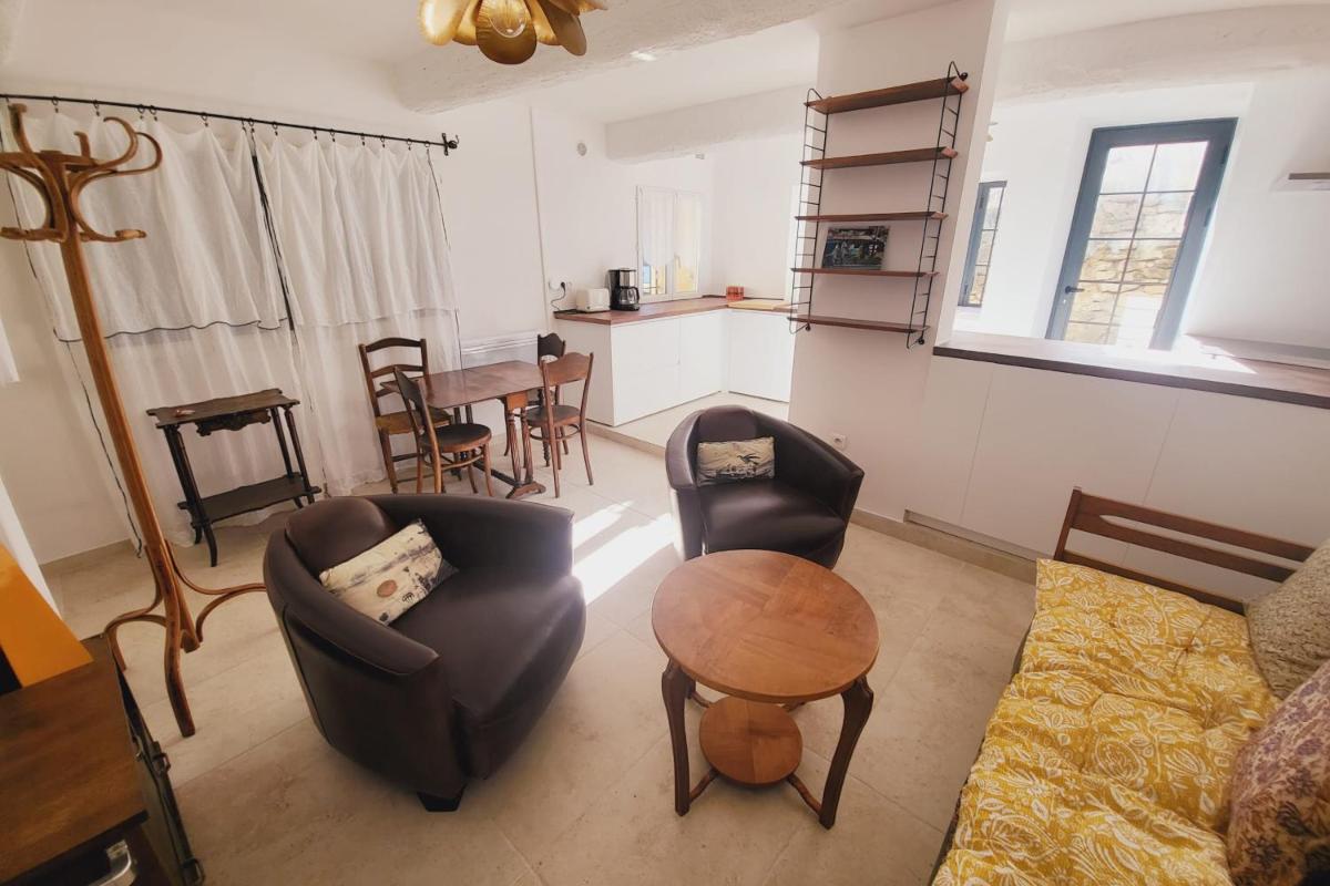 Spacious nest in the heart of the historic center - Housity