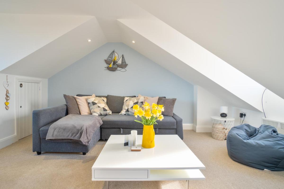 Stylish Herne Bay apartment by the sea - Housity