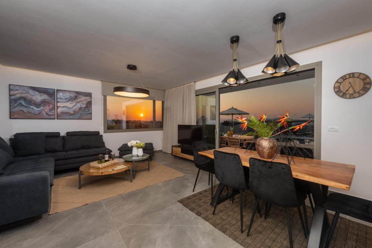 Villa Karydia with private pool - Housity
