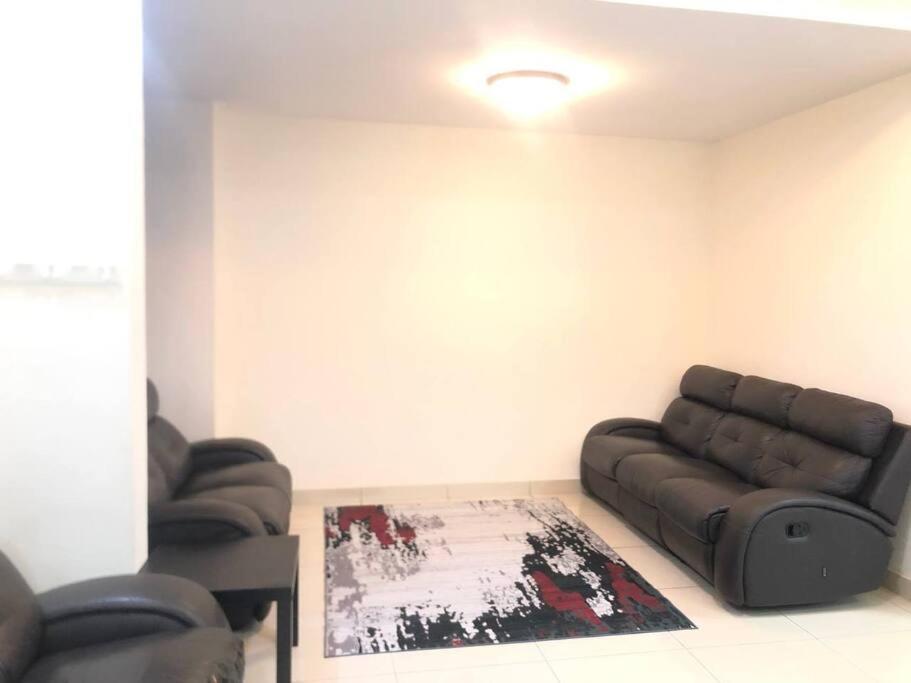 Coffee Aroma Homestay at Teratak Noura 5BR Corner - Housity