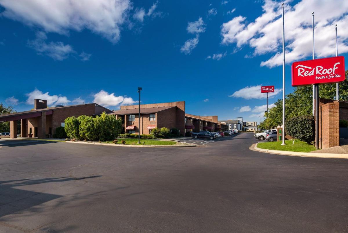 Red Roof Inn & Suites Lexington - Hamburg - Housity