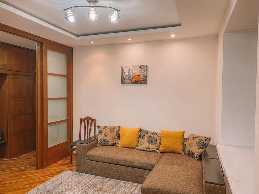 City Center 1 Bedroom + Living - Housity