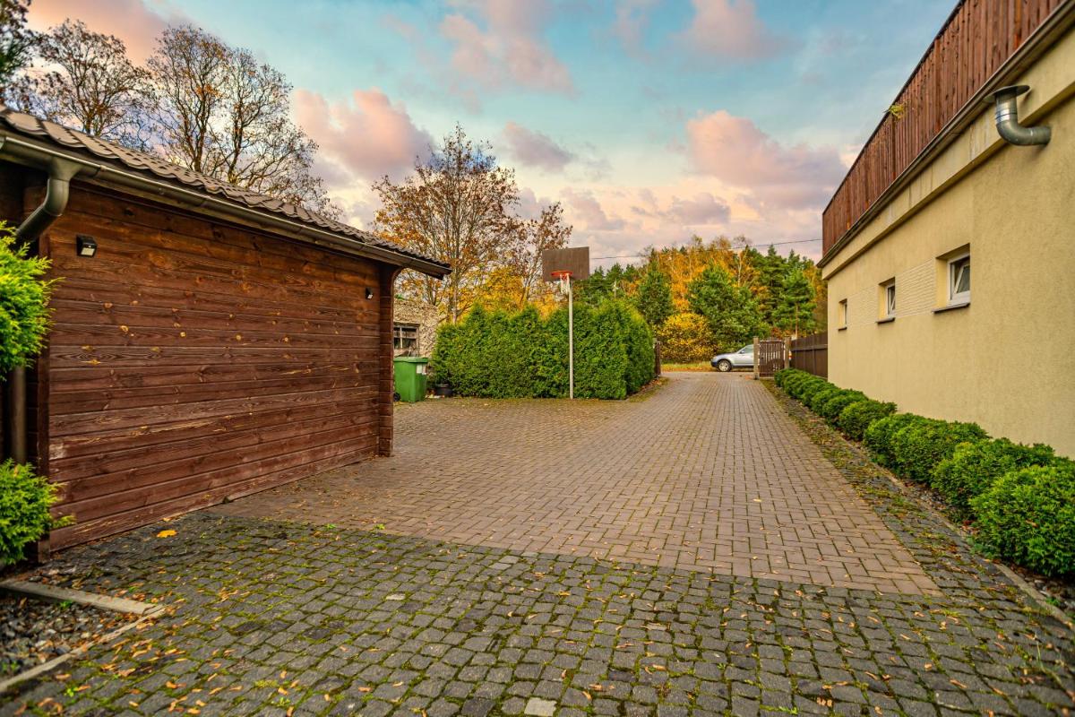 Amber Villa - Housity