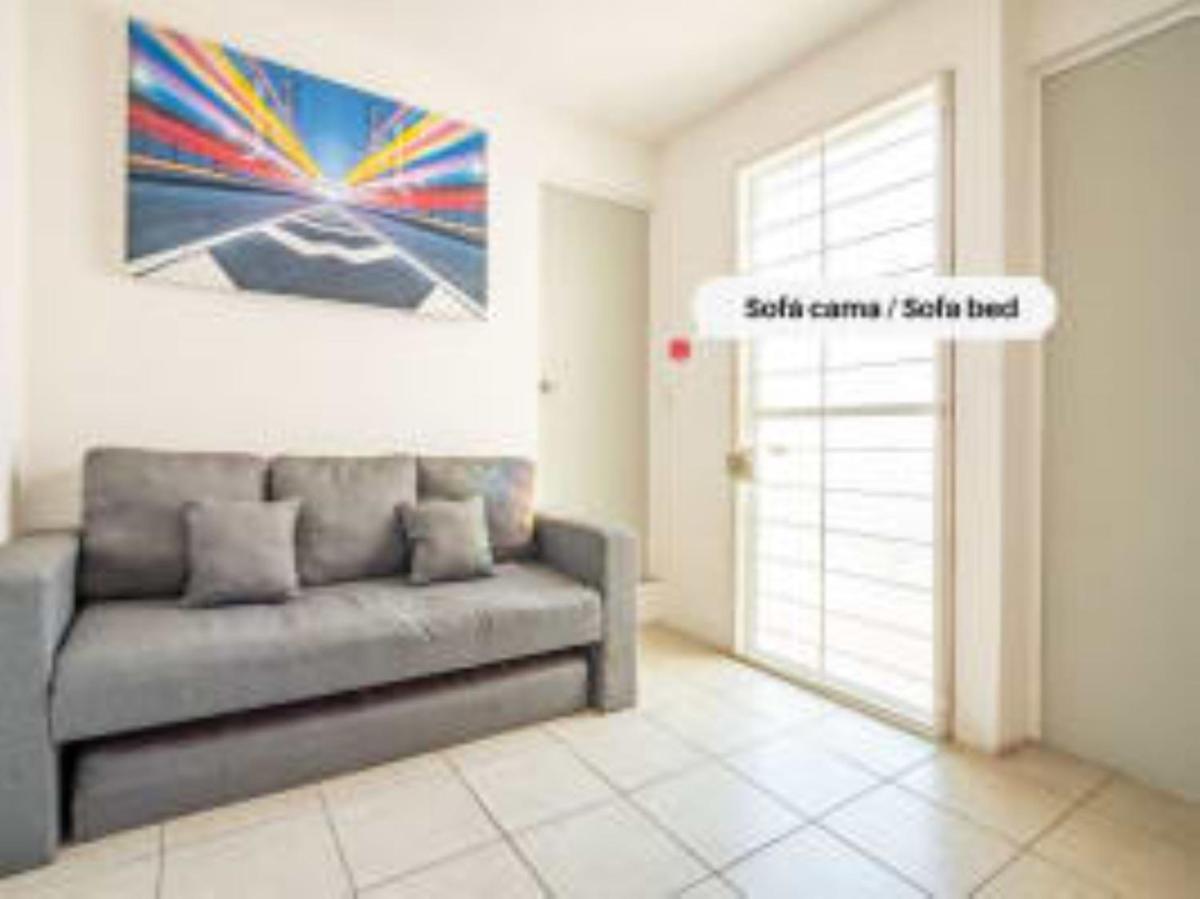 NUEVA! Villa en teques - Housity