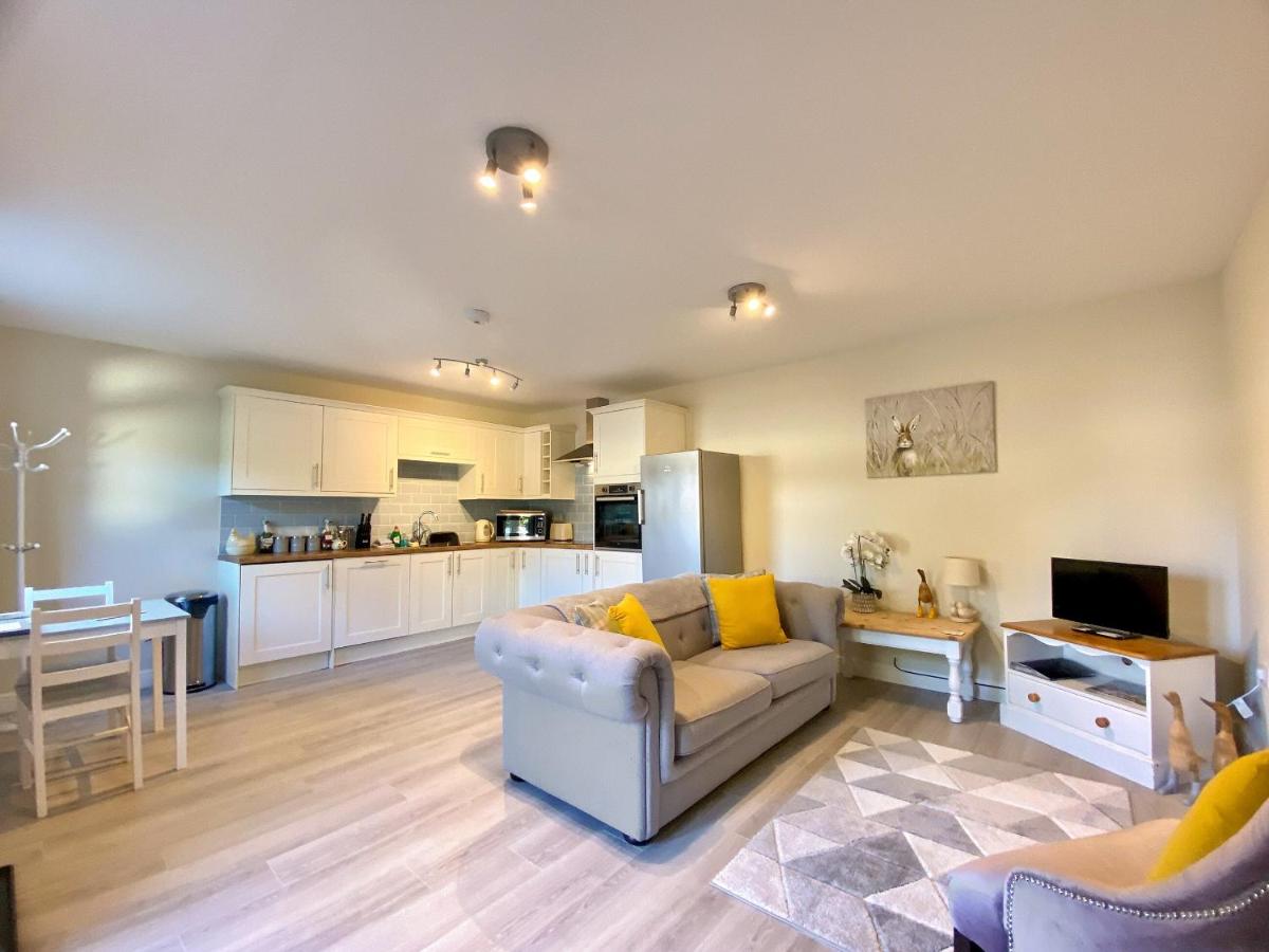 Abingdon Cottage - Housity
