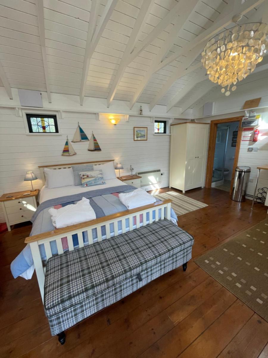 Sailaway perfect romantic break - Housity