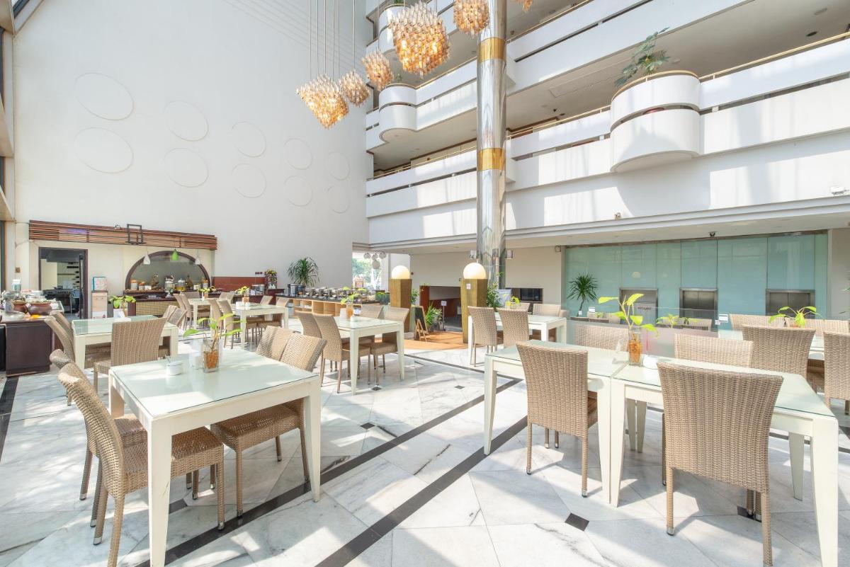 Lux Tychi Hotel - Hizvo
