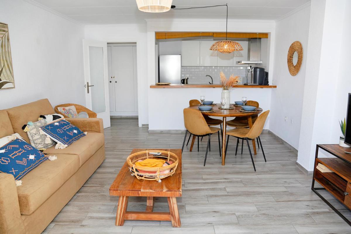 M&C Penthouse Santa Barbara - Housity