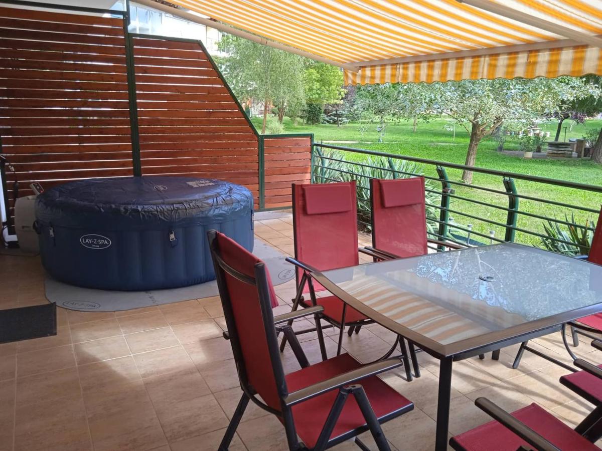 Csiribá Apartman - Housity