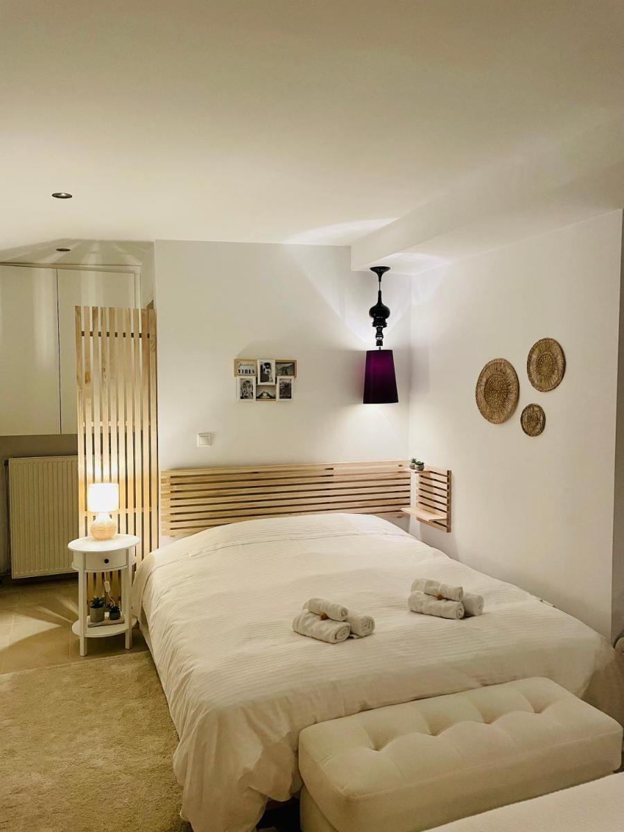 Sea View Luxury Studio Palaio Faliro - Housity