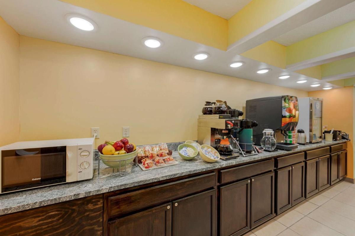 Quality Inn Hamilton - Housity