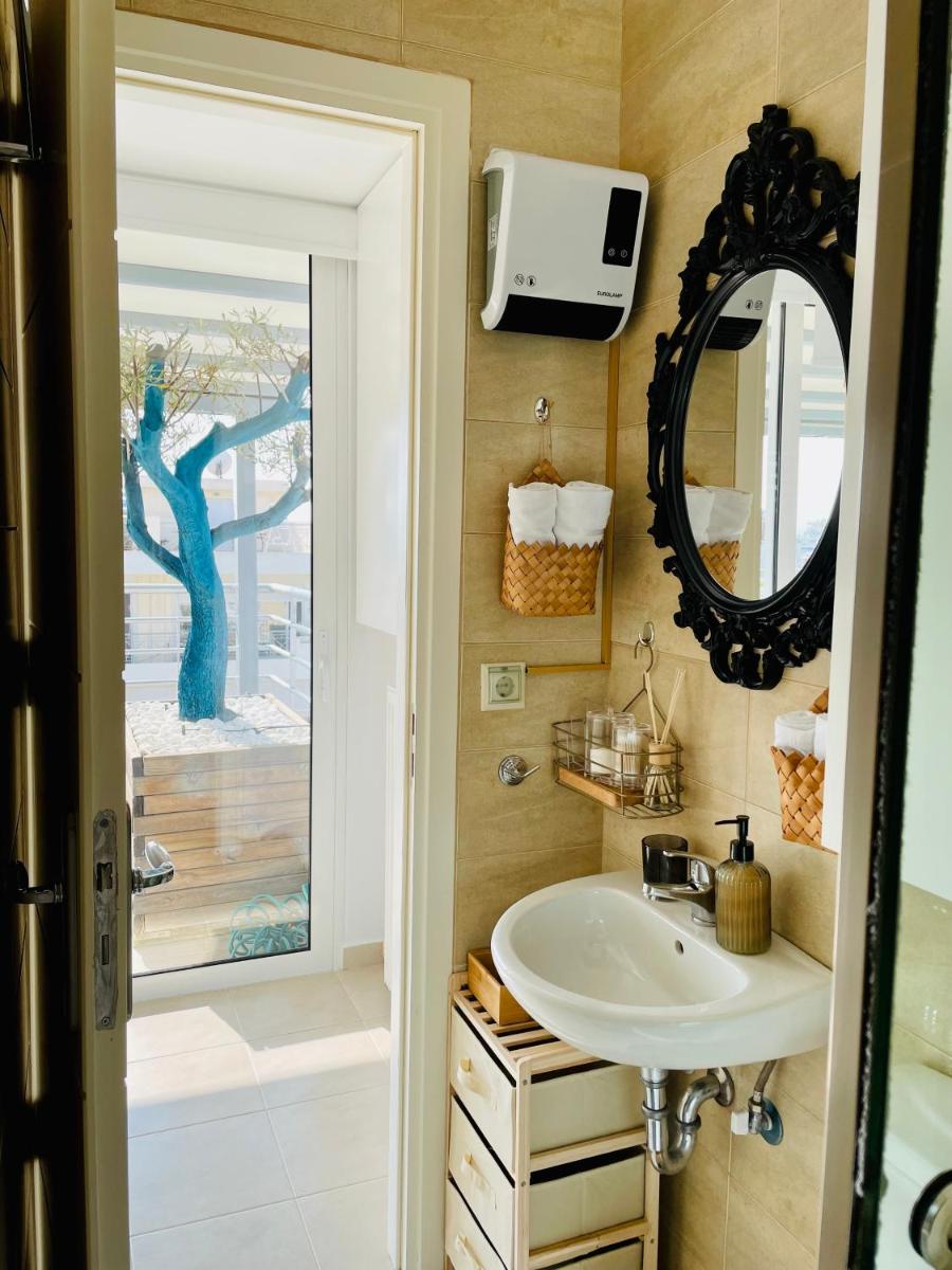 Sea View Luxury Studio Palaio Faliro - Hizvo