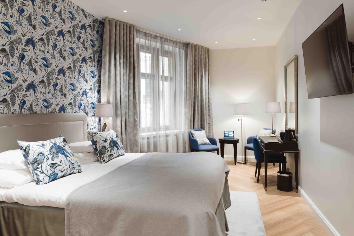 Hotel Bastian - Housity