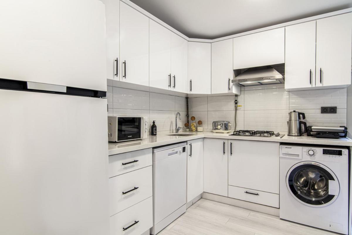 Amazing House Close to Bebek Coast - Housity