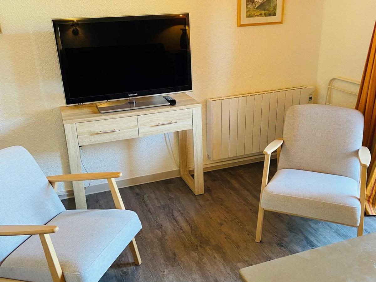 Duplex moderne avec balcon, parking, cuisine équipée - FR-1-516-22 - Housity