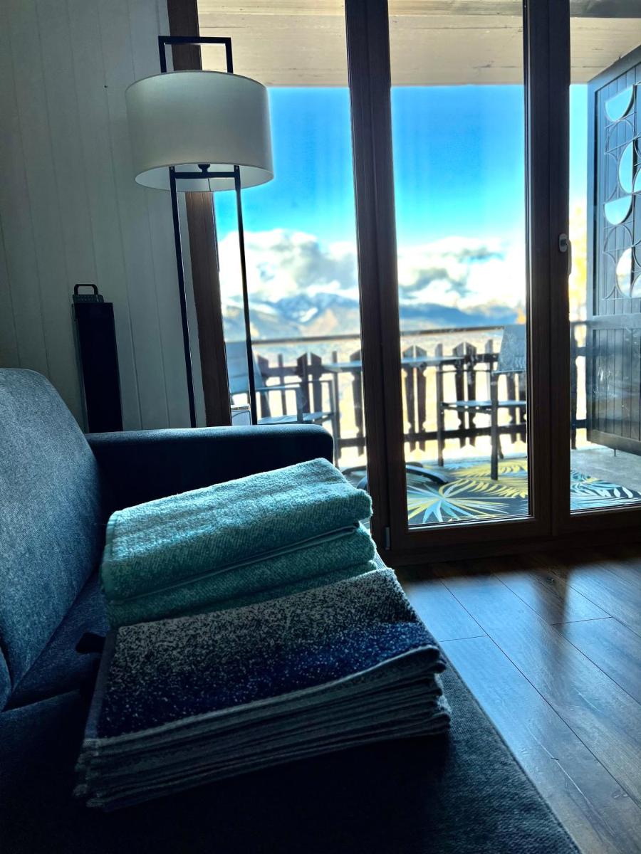 Cosy studio for 4 near ski lift, MELEZES K22 - Housity
