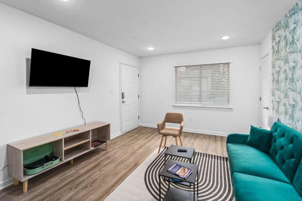 WALK everywhere- amazing apartment - Housity