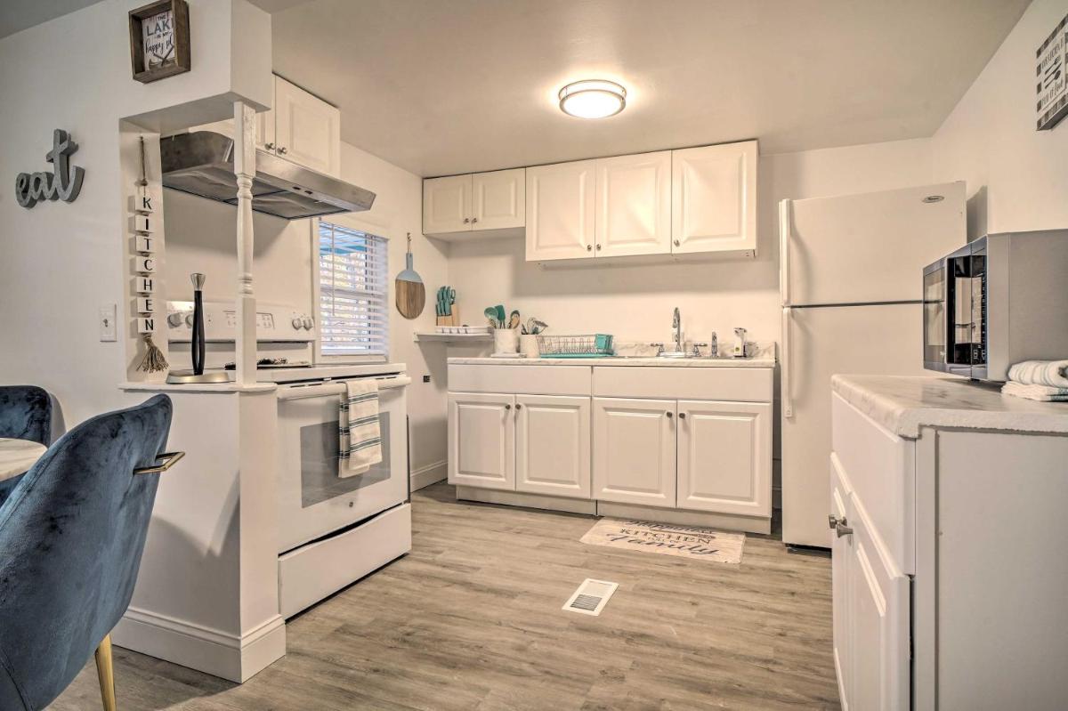Dandridge Retreat with Hot Tub and Lake Access! - Housity