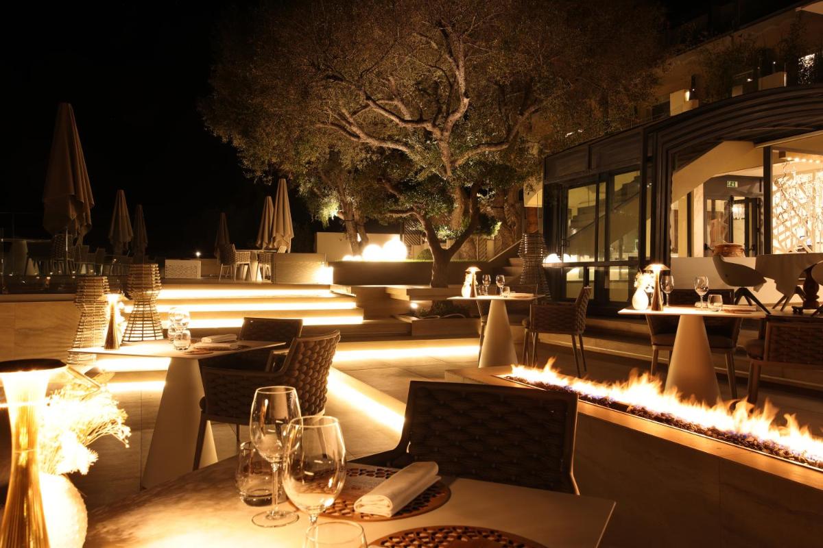 Boissons dans l'établissement Hôtel Marinca & Spa