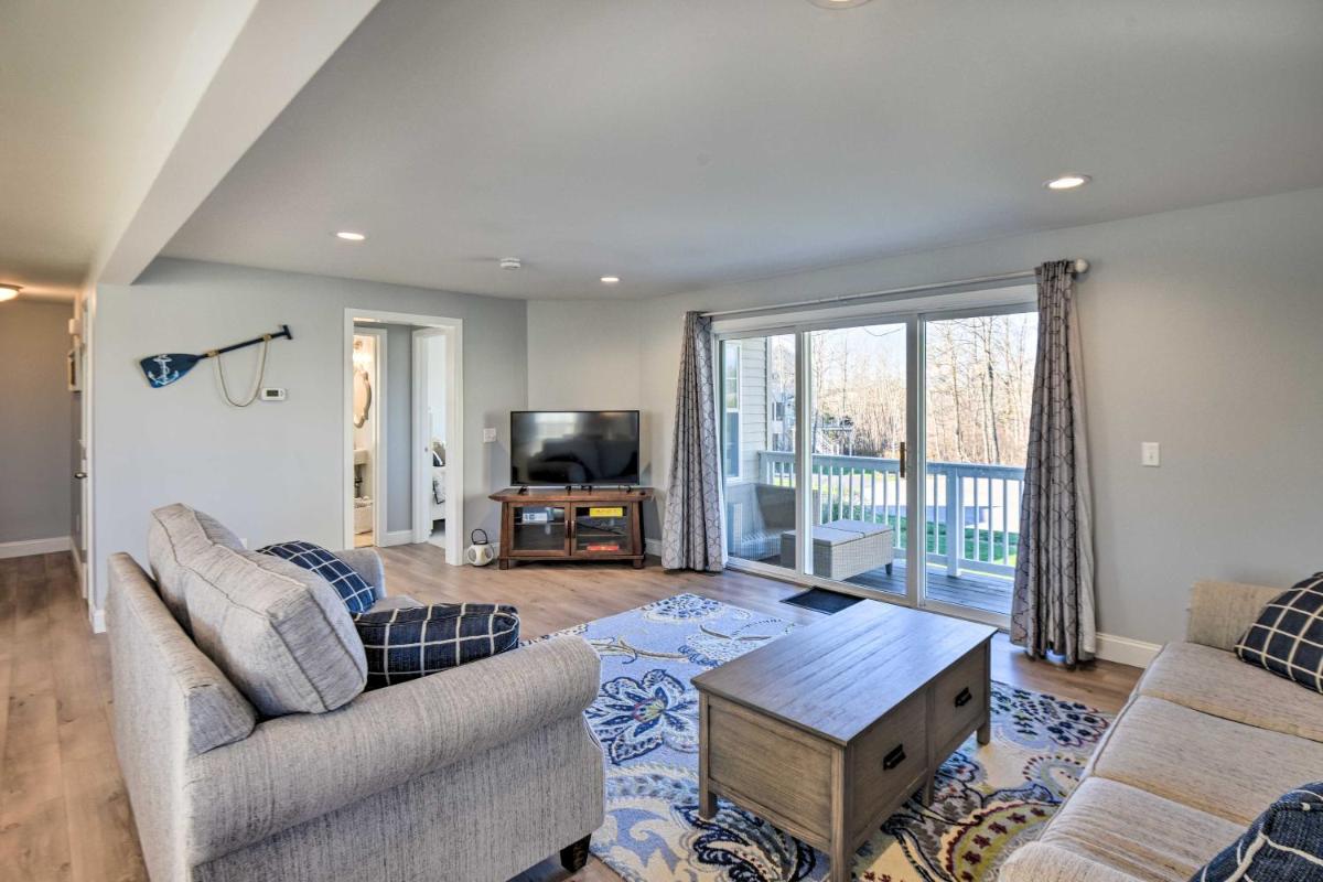 Wells Home with Wraparound Deck Walk to Beach! - Housity