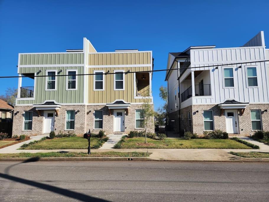Family-Friendly Murfreesboro Condo with Rooftop View - Housity