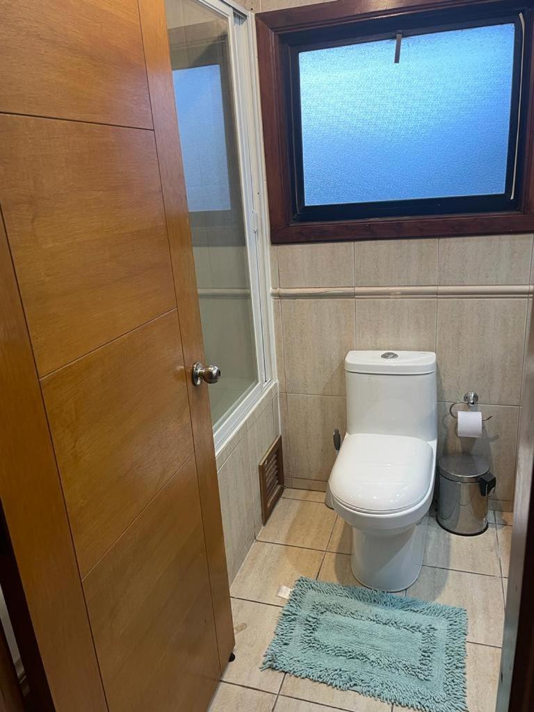 B&B en cómoda casa con piscina - Housity