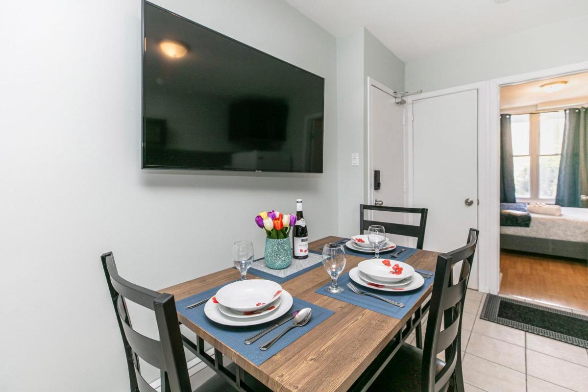 Cozy 1BR Units w Netflix - Prime Location - Housity