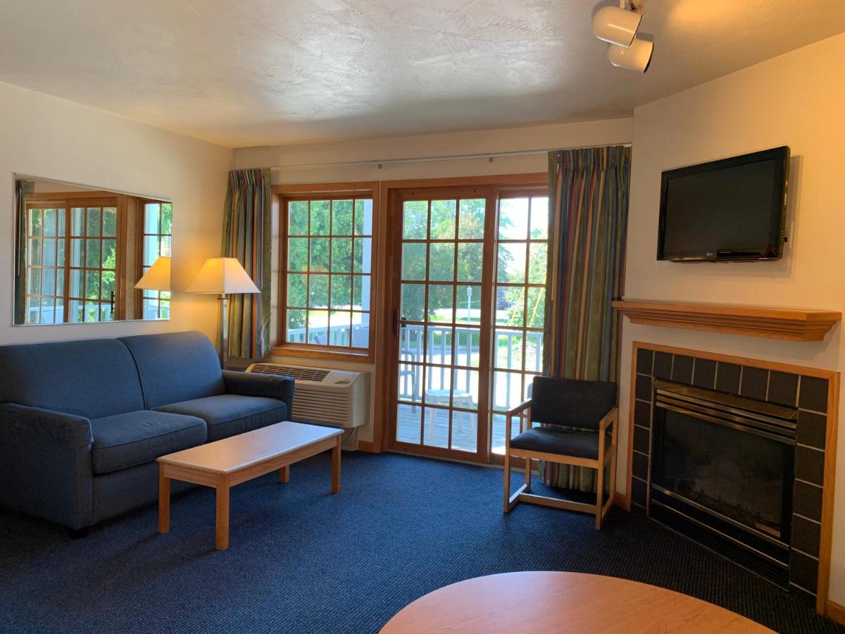 AppleCreek Resort-Hotel & Suites - Housity