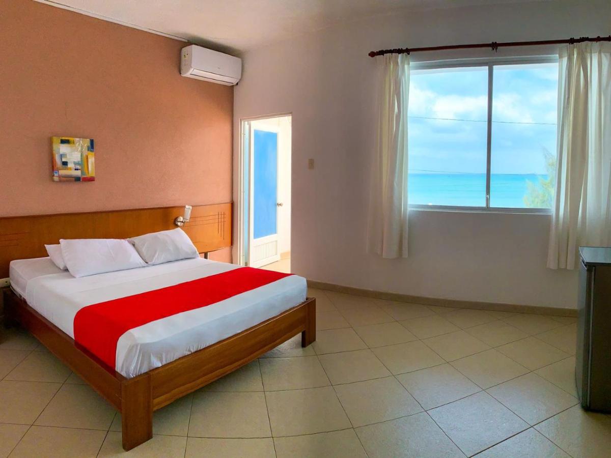 Hotel Playa Dorada - Housity