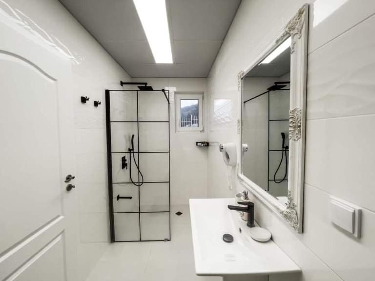 Diamond Villas - Housity