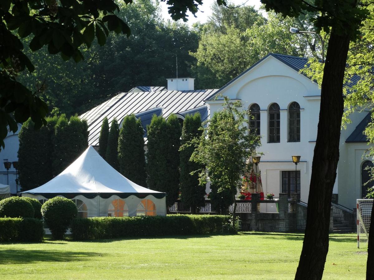 Hotel Wityng - Housity